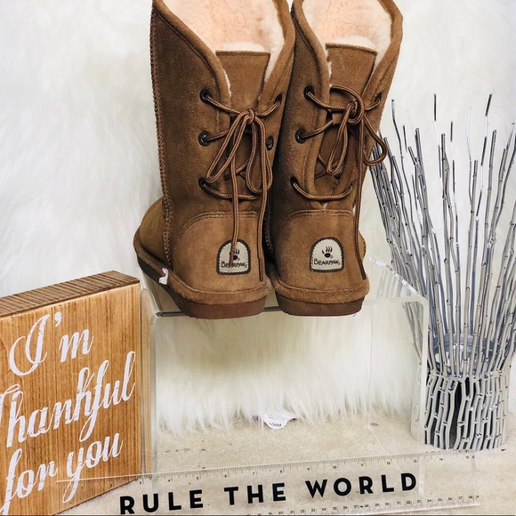 BearPaw Shoes - 🐾 BearPaw Suede Lace Up Back Boots in Natural